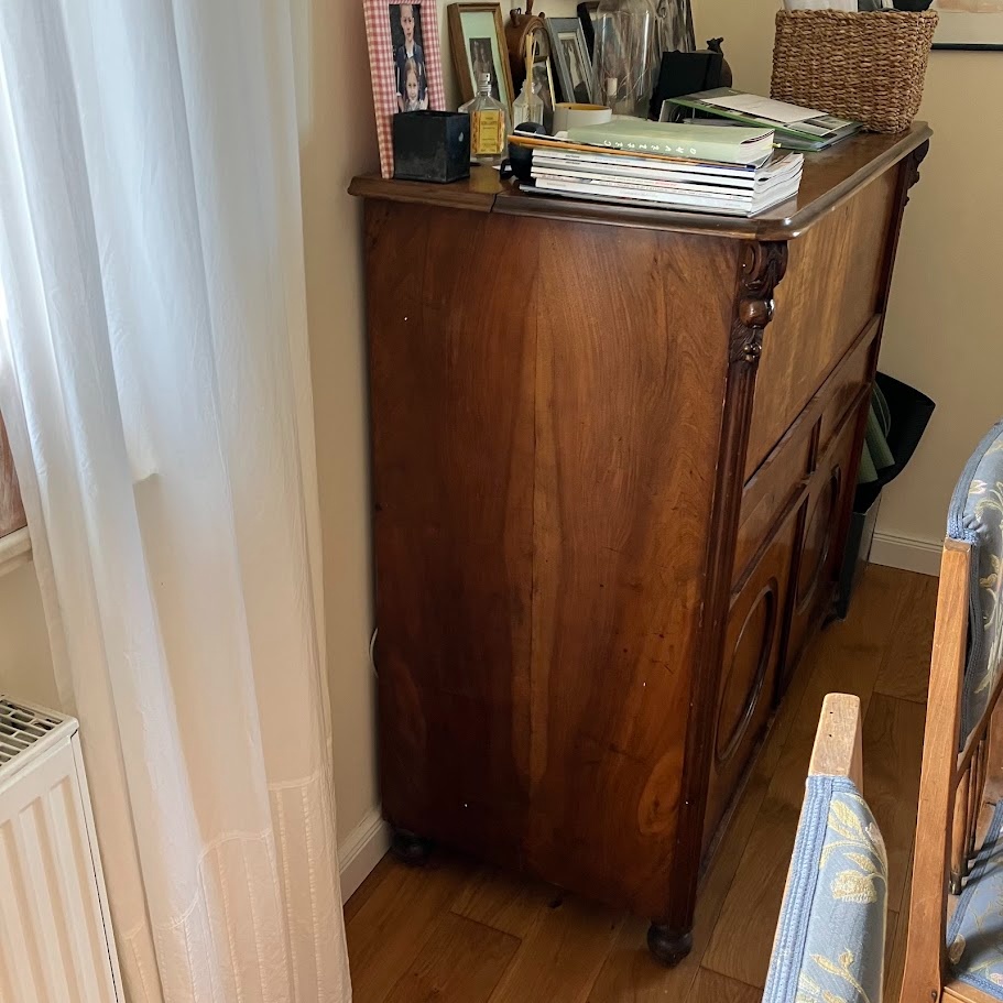 Komoda s intergrovaným psacím stolem - 6