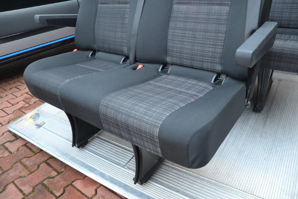 Mercedes Benz Sprinter sedačky - 6
