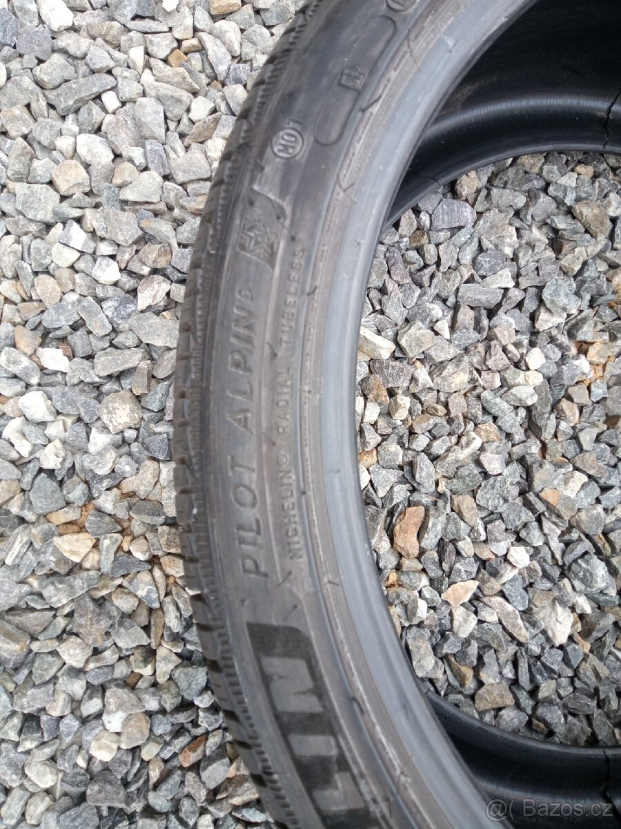 305/30 R21 - 6