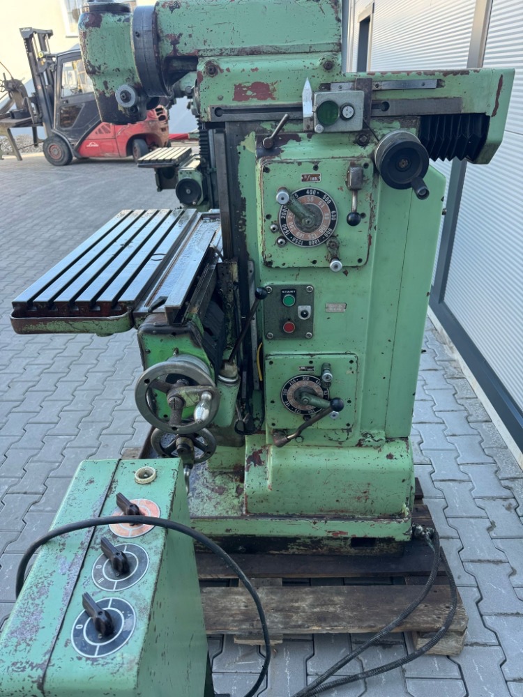 64. Frézka nástrojařská FN 25 - 6