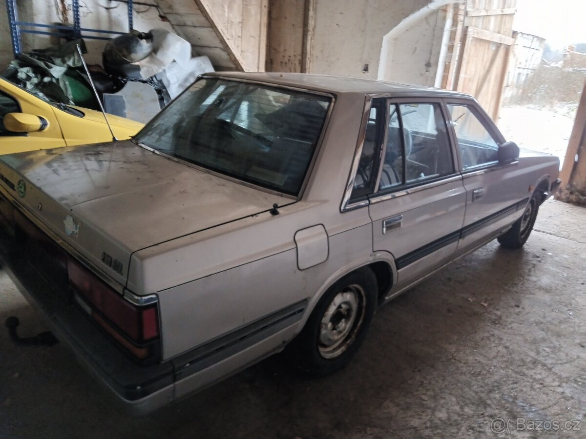 Nissan Laurel 2.8 D SGL - 6