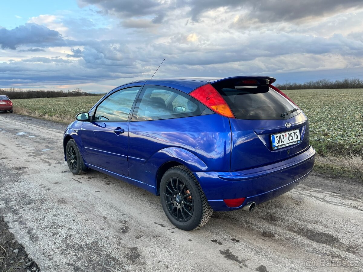 Ford Focus 1.6 74kW - 6