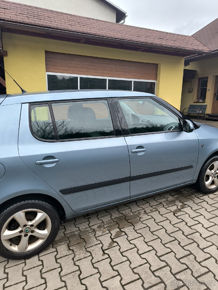 Náhradní díly ze Škoda fabia 2 , 1.4 63kw, 9154 , 2008 - 6