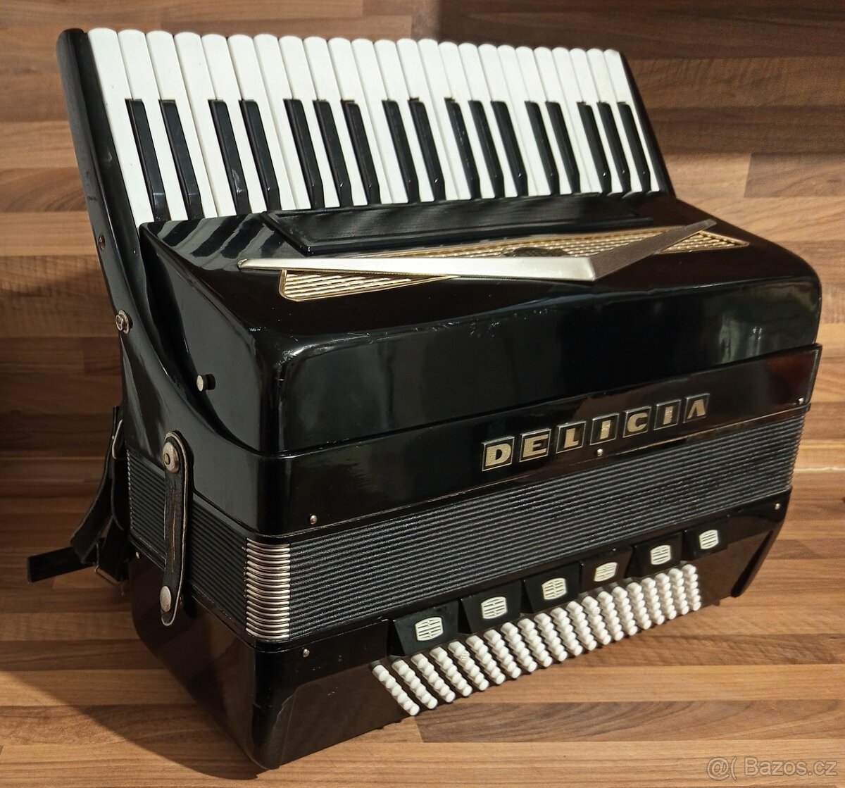 Akordeon (harmonika, heligonka) Delicia 120 - 6