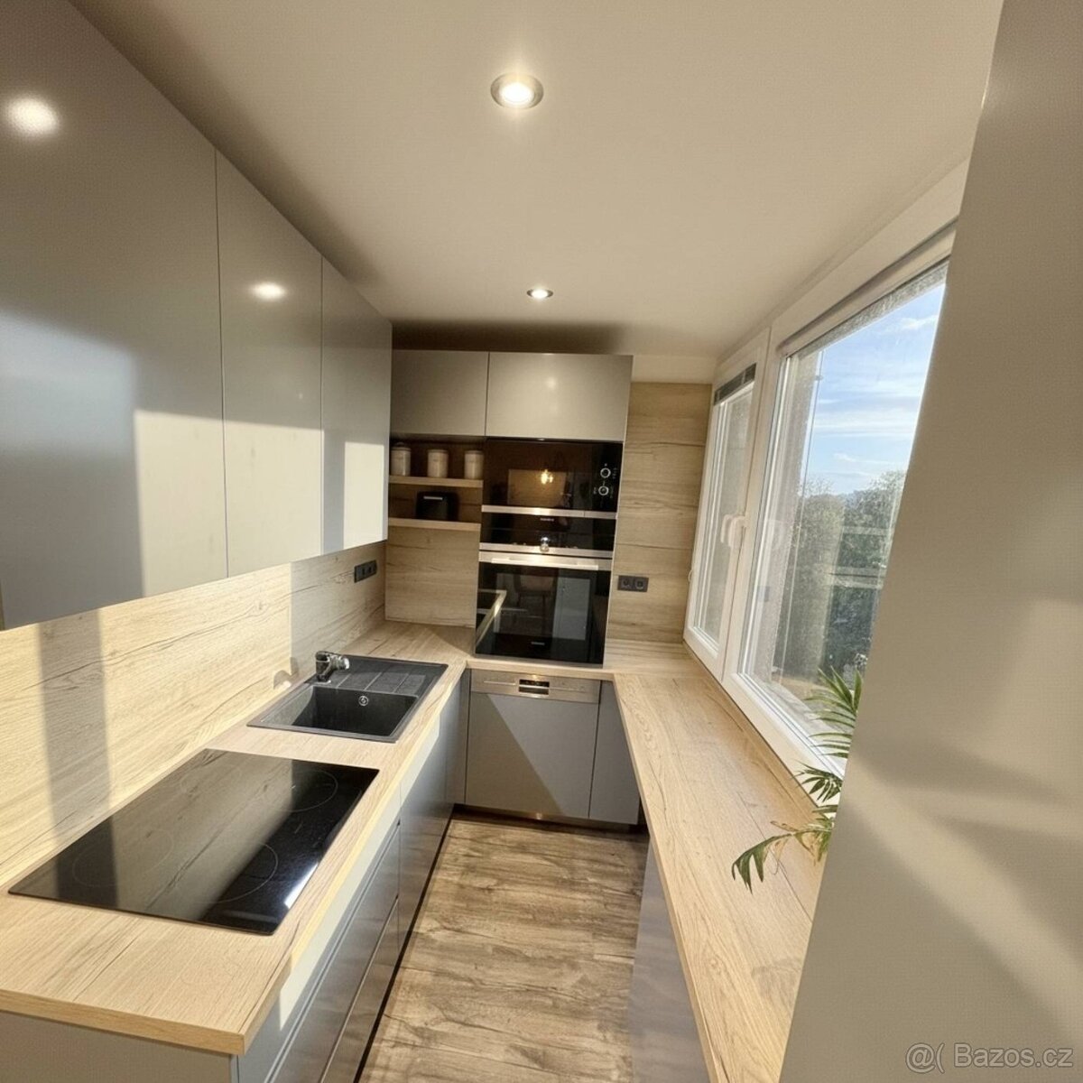 Prodej bytu 4+1 Hradec Králové - 6