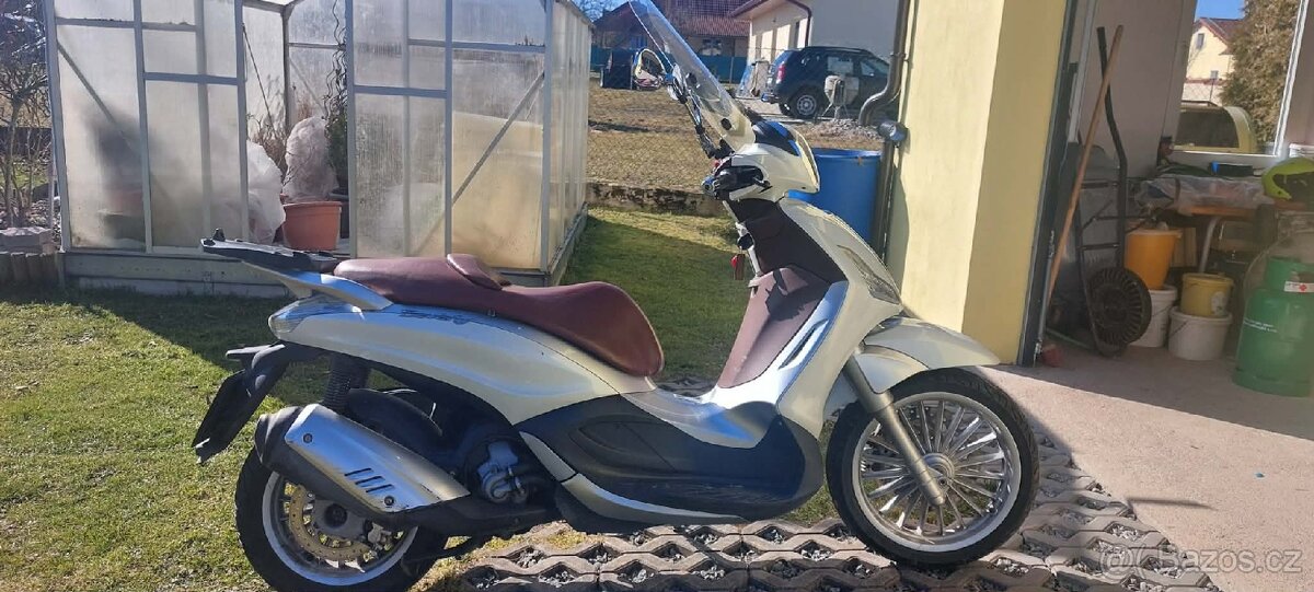 Piaggio Beverly 300ie - 6