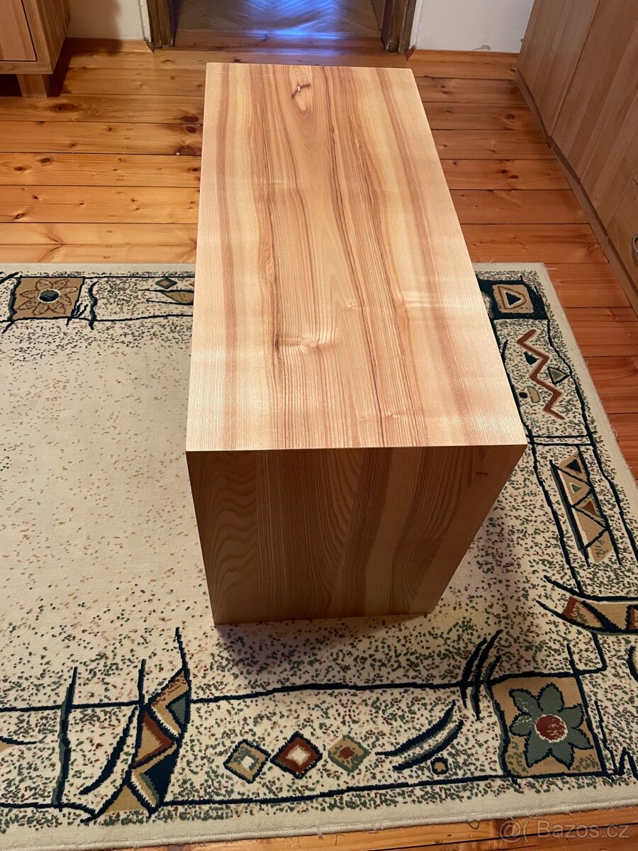 Konferenční stůl - 6