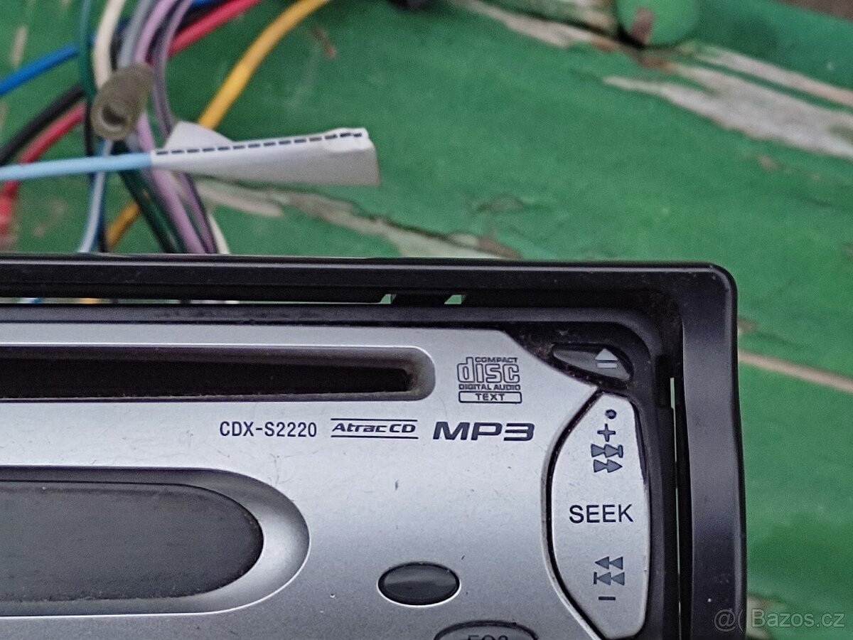 PRODÁM AUTORADIO SONY MODEL NO. CDX - S2220 - 6