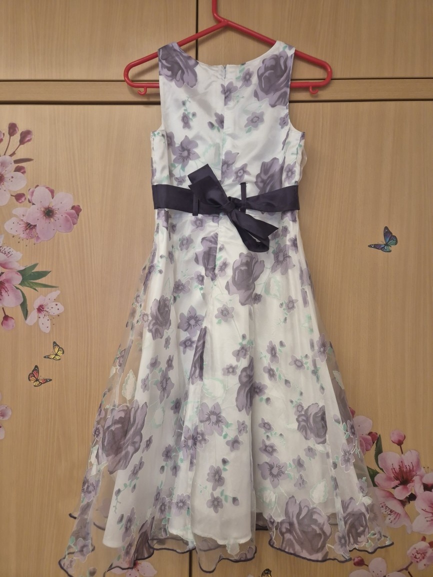 Dívčí šaty a kostým princezny - 6