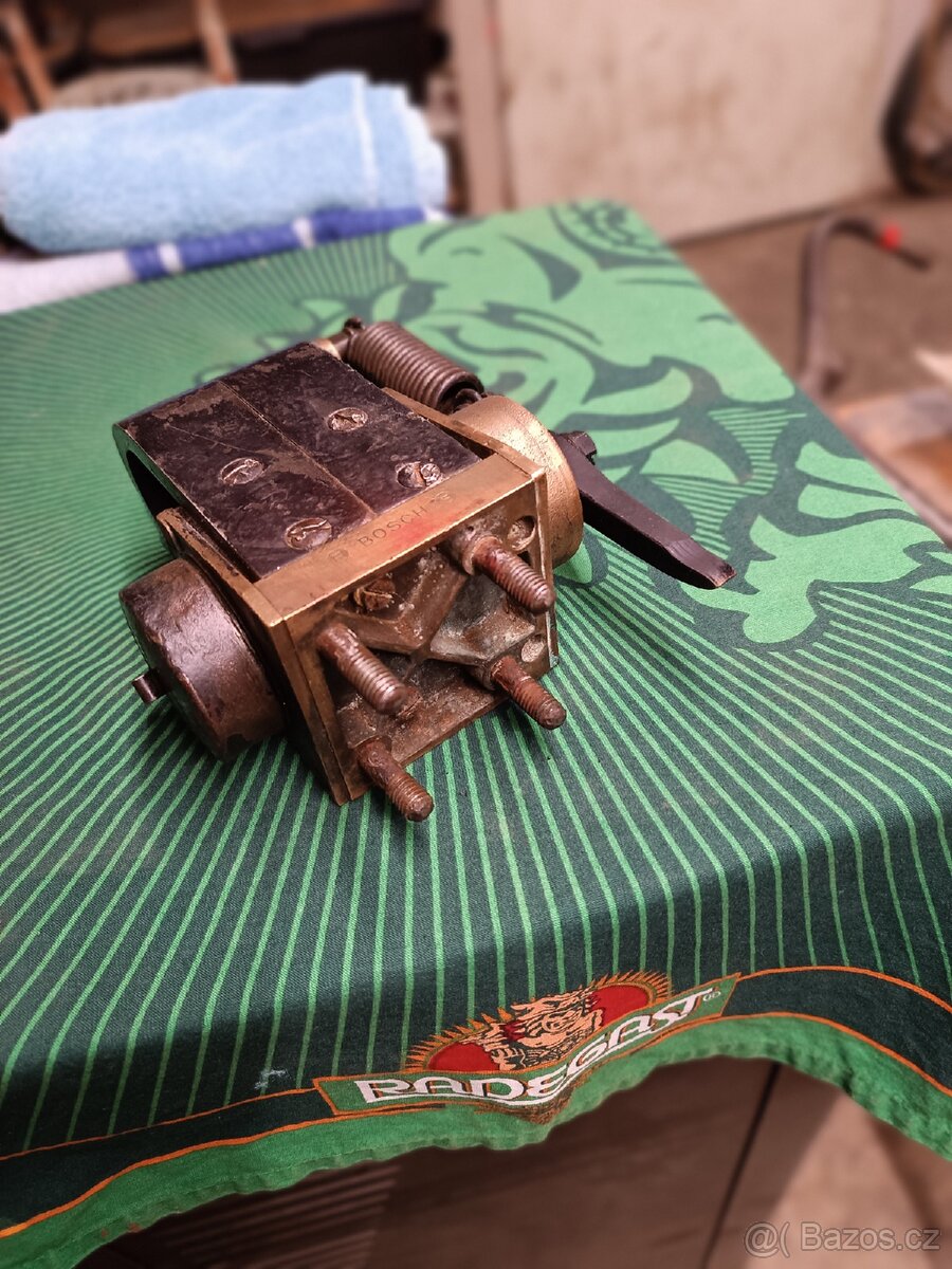 Stabilní motor magneto Bosch - 6