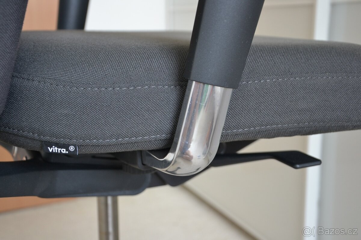 Kancelářská židle - Vitra ID Soft nákup 24 600,- - 6