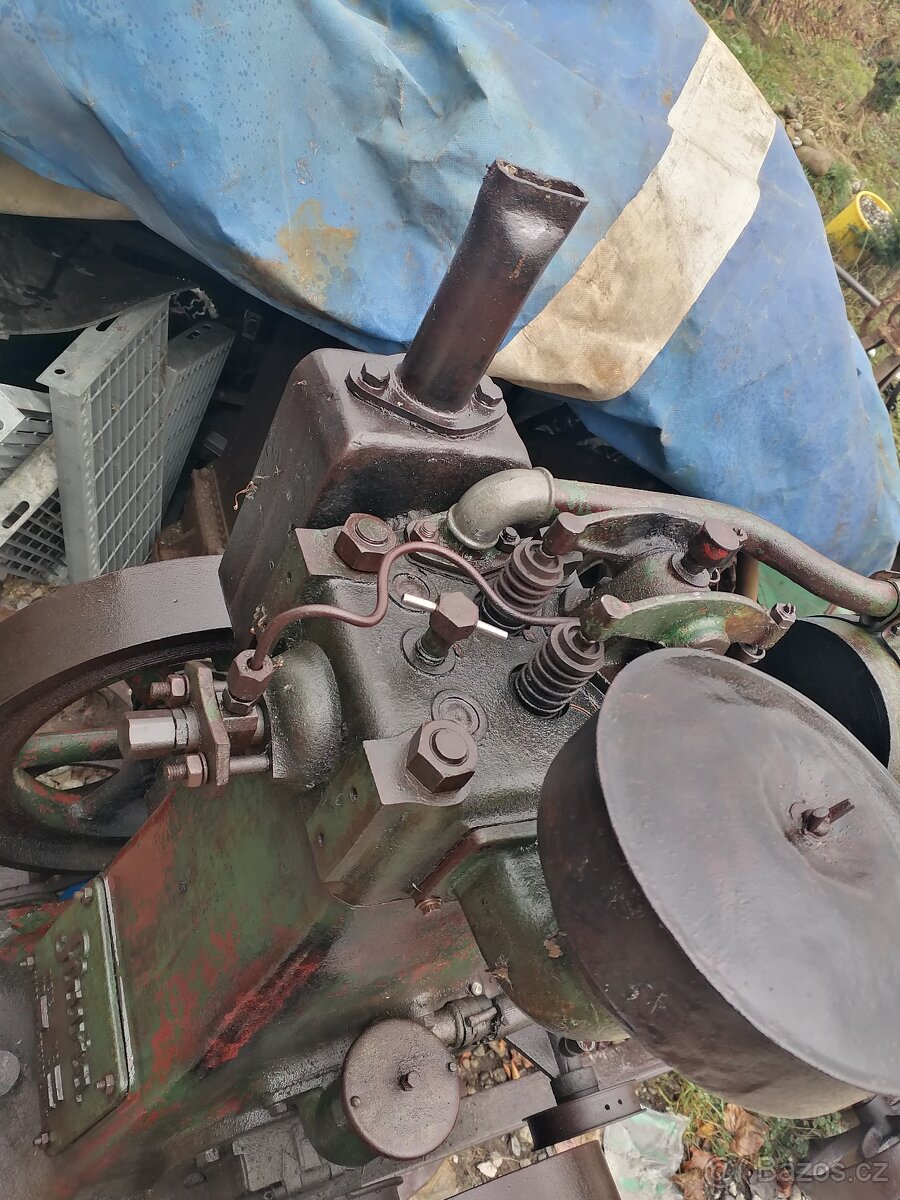 Velký stabilní motor Slavia Diesel - 6