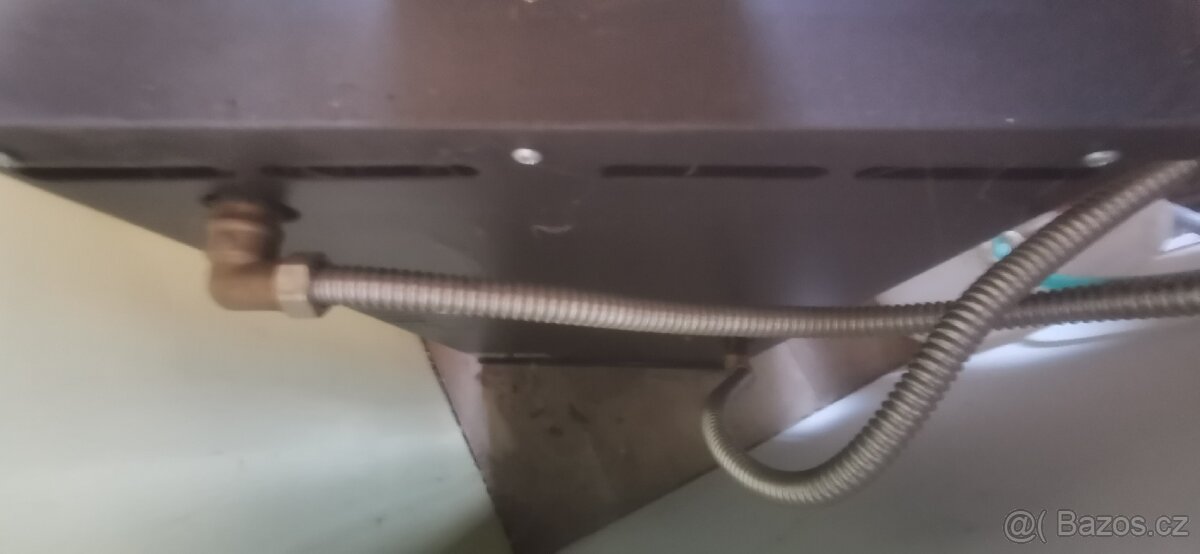 Prodám krbová kamna s výměníkem - 6