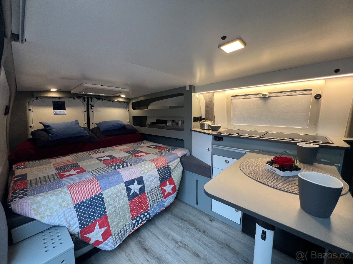 Mercedes Vito. Obytný automobil - 6