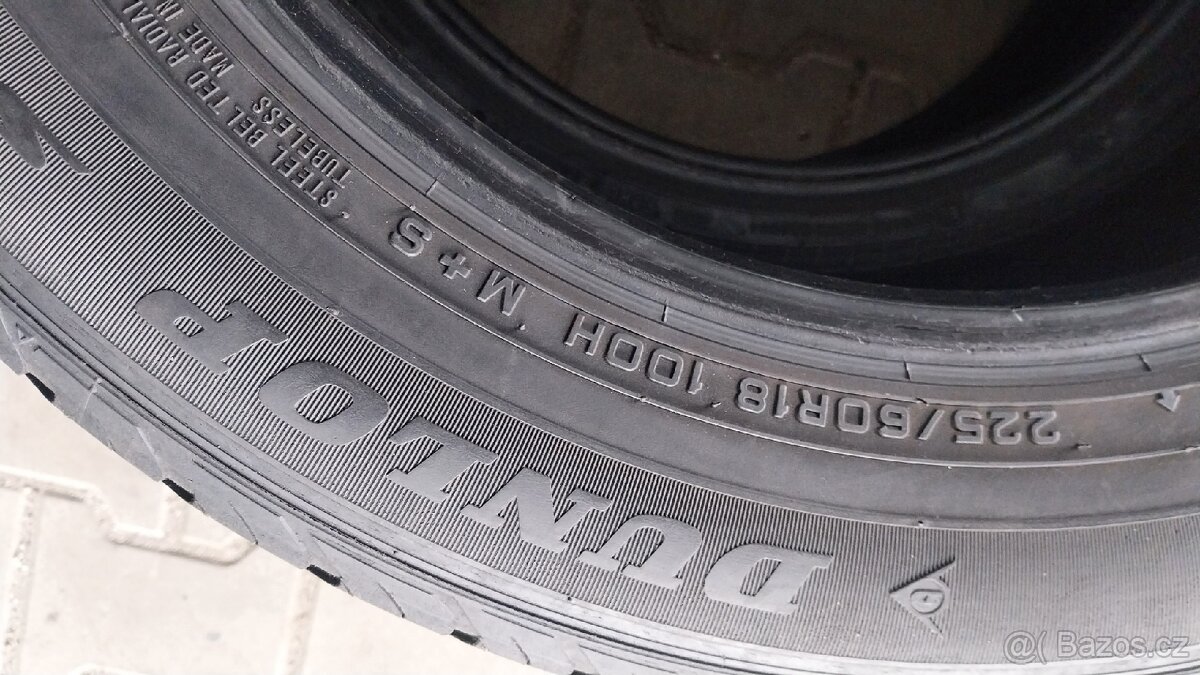 Prodám 2 x pneu Dunlop 225/60/18 - 6