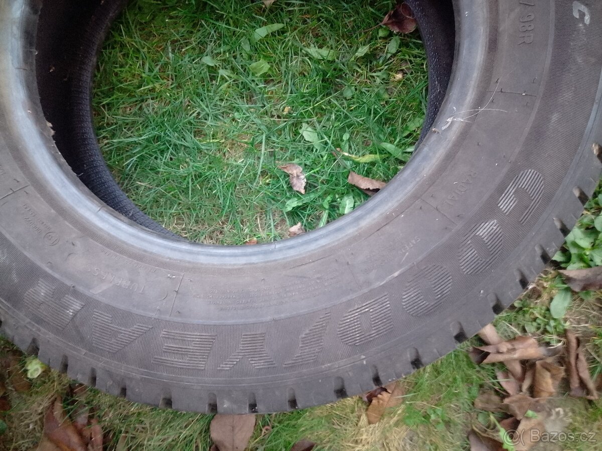 zimní celoroční 195/70 R15 C - 6