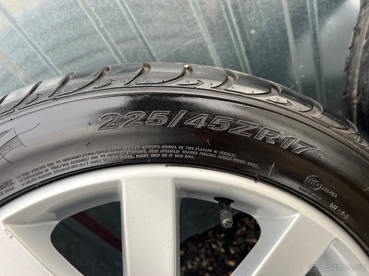 Originální letní alu sada VW 225/45R17, Nexen 4,5mm - 6