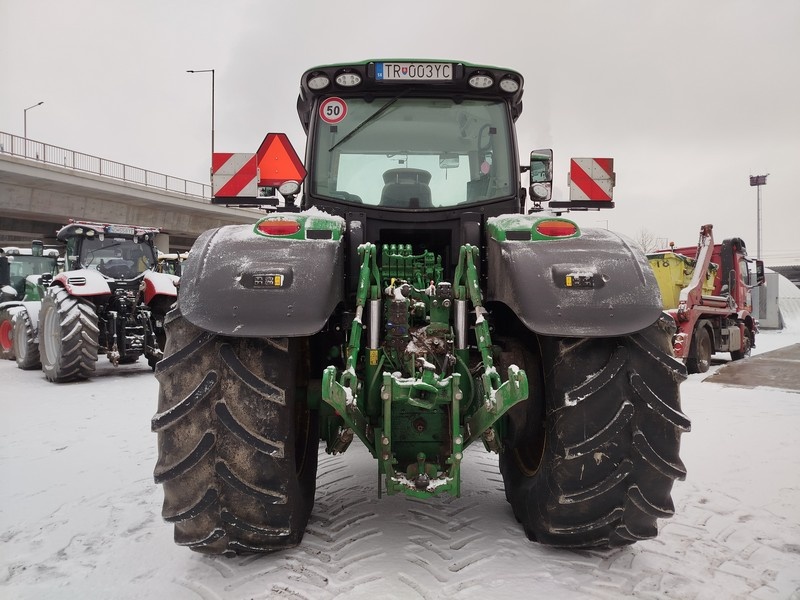 JOHN DEERE 6R250 - 6