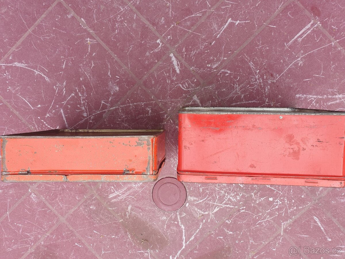 Prodám 2x plechové autolékarničky - 6