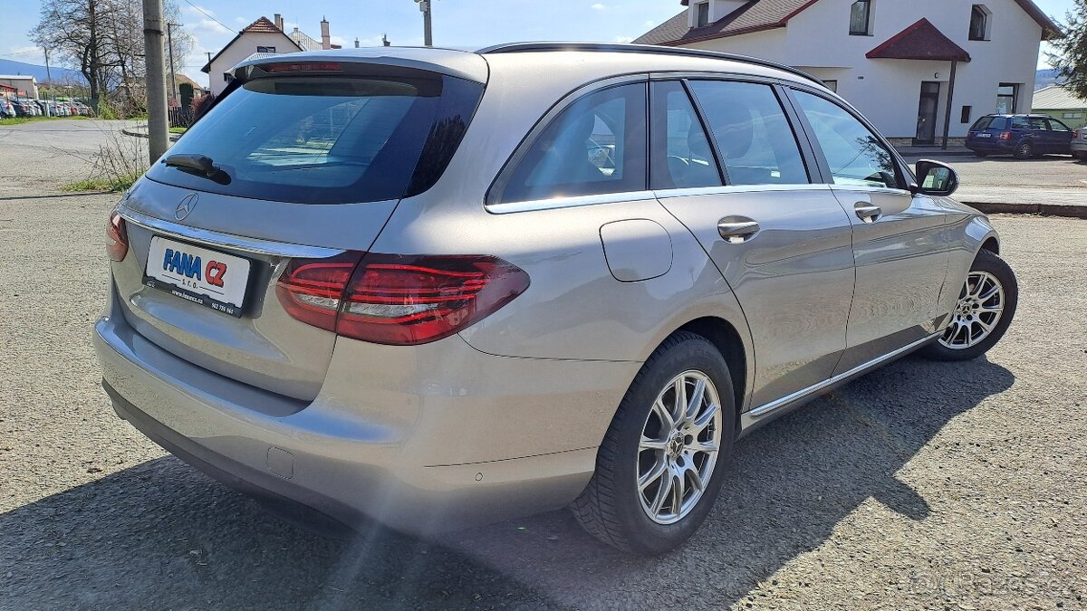 Mercedes-Benz Třídy C C180 d Business Solution - 6