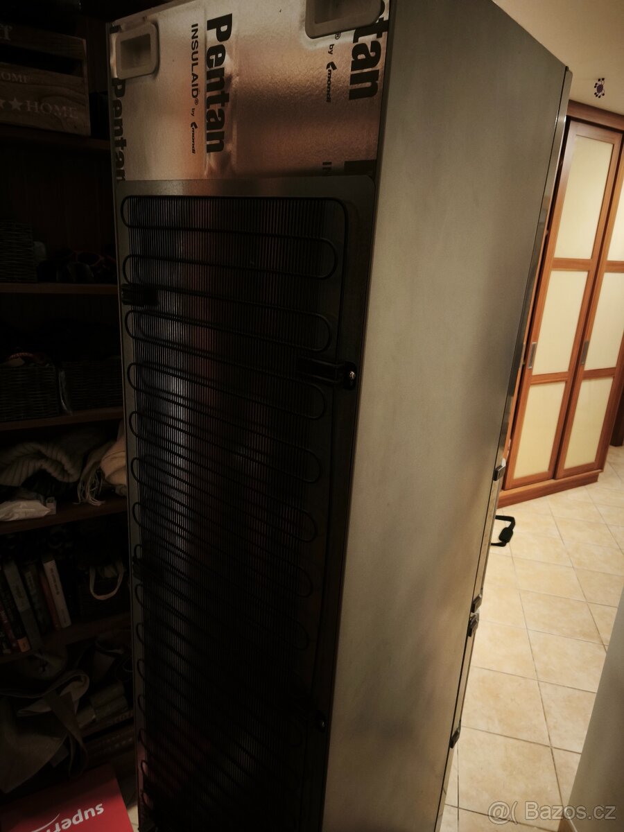 Lednička Siemens KG 39EBI41 - 6