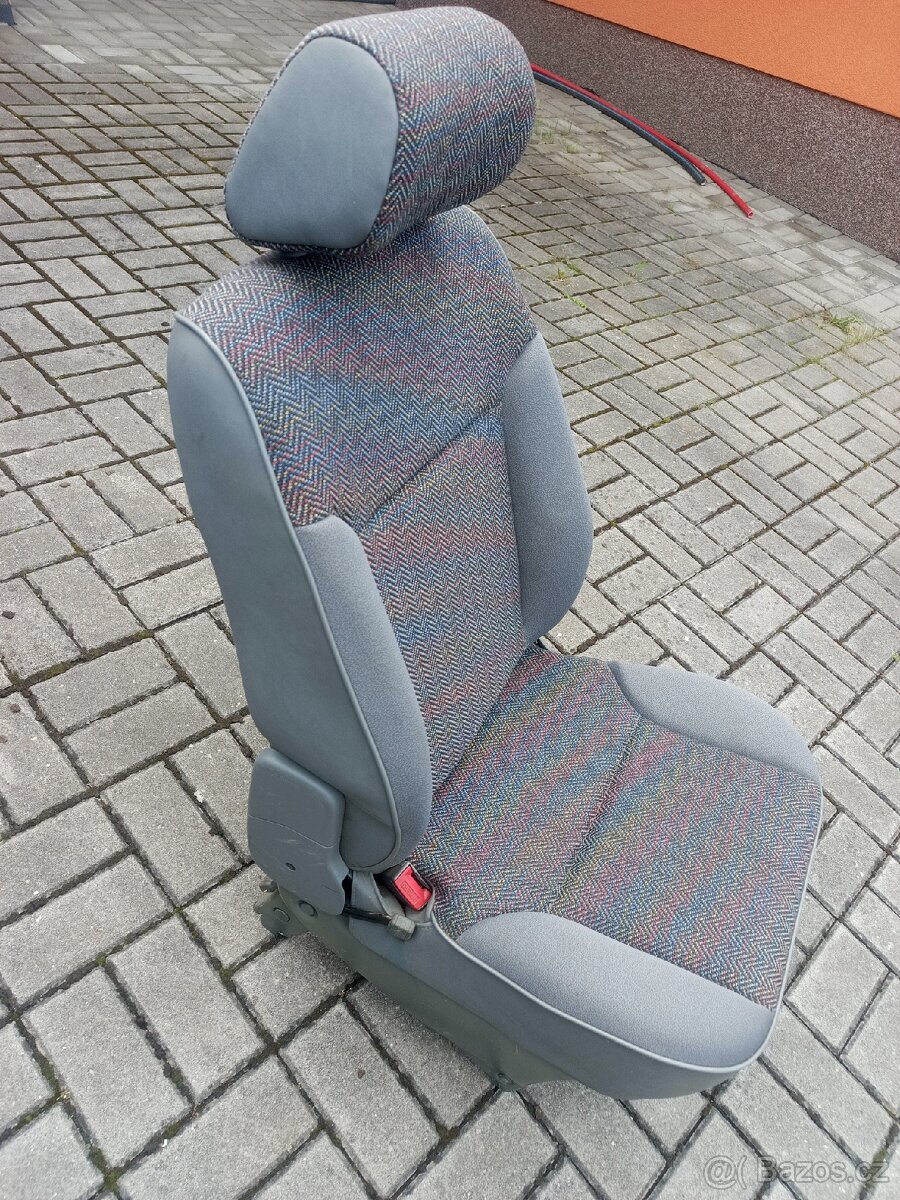 Prodám sedadla viz foto - 6