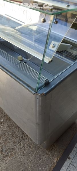 Zmrzlinová vitrína Ugur (46) - 6