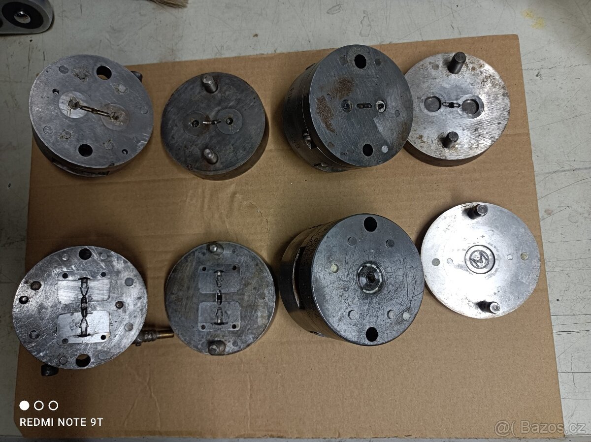 Malý vstřikovací lis Rabbit 2/3 - 6