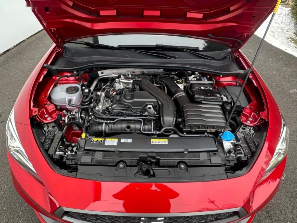 Seat Leon,SP FR 1.5 eTSI 115k DSG - 6