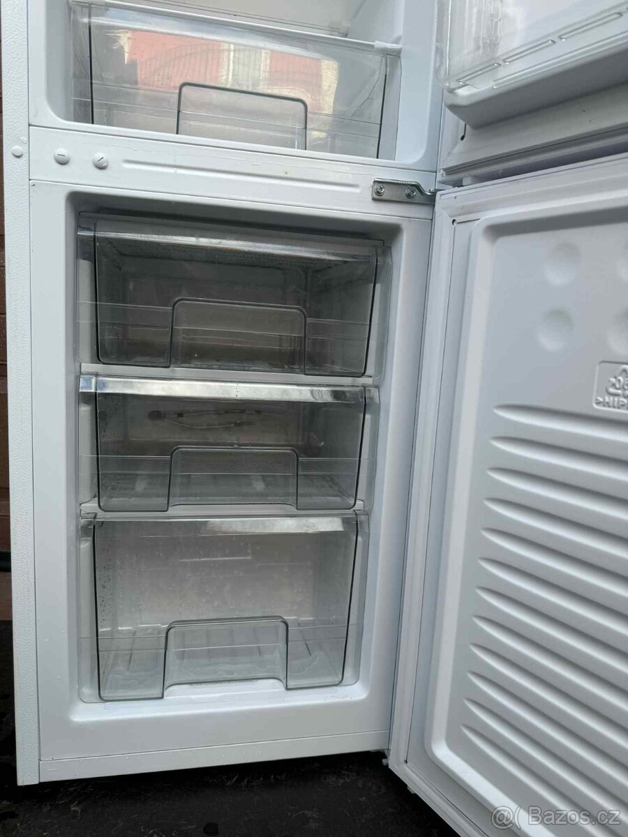 Lednice s mrazákem Goddess RCD0150GW8AF - 6