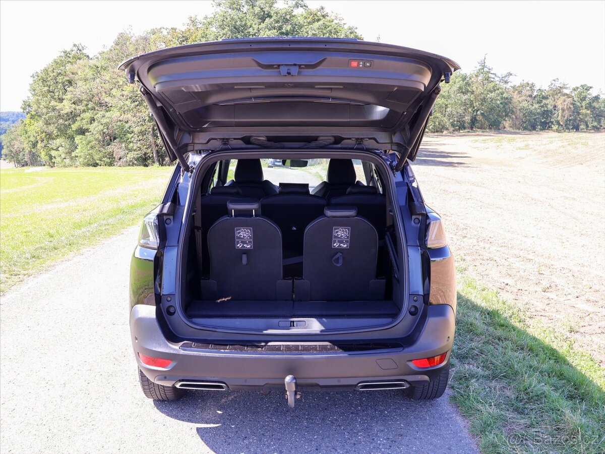 Peugeot 5008 1,5 HDI GT-line DPH 7-Míst (2022) - 6