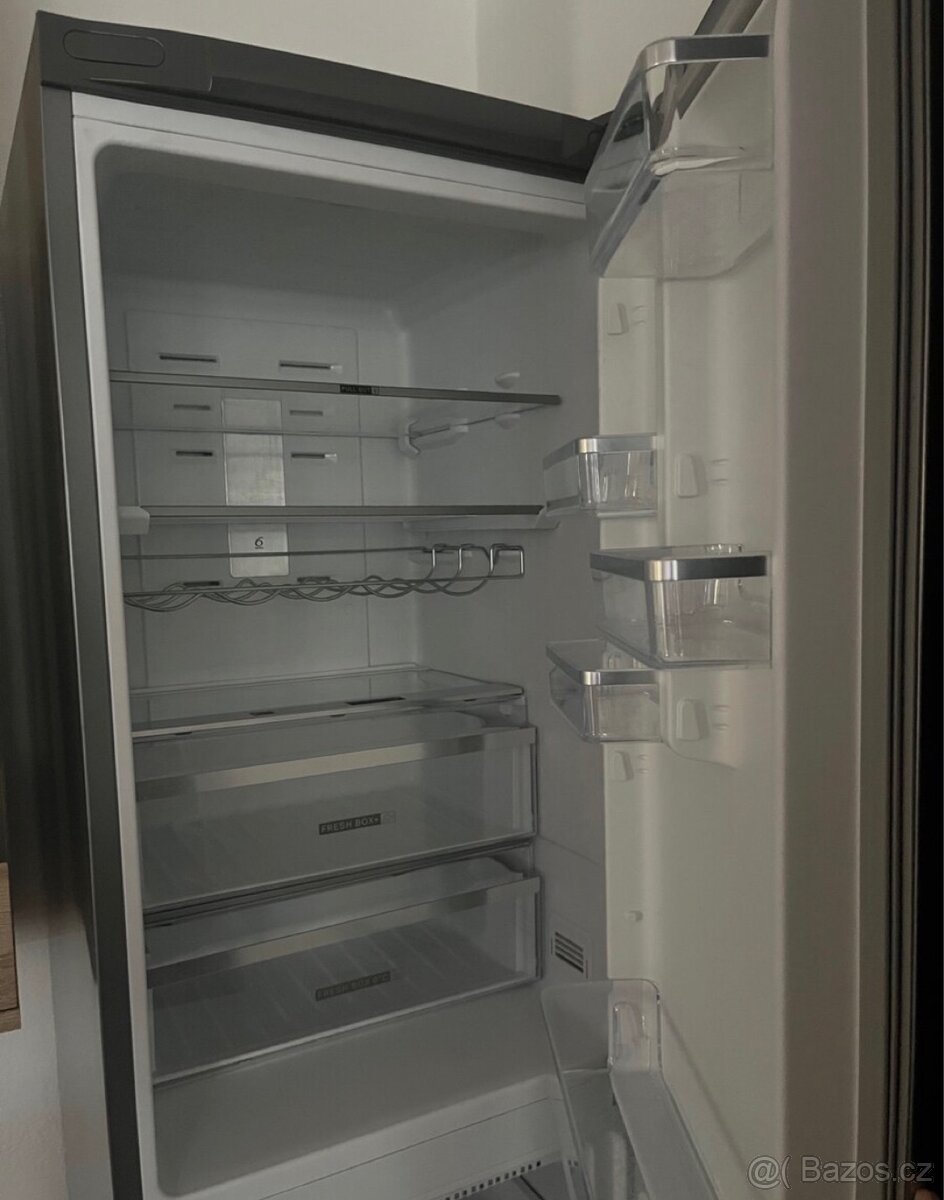 Lednička značky Whirlpool - 6