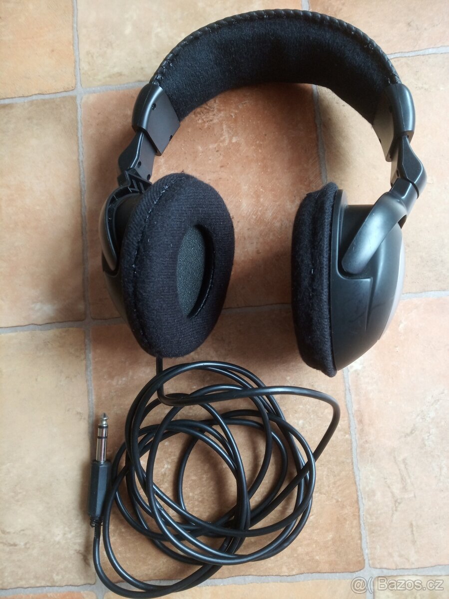 Prodám 2x dotykový mini PC tablet v jednom+led mini dataproj - 6