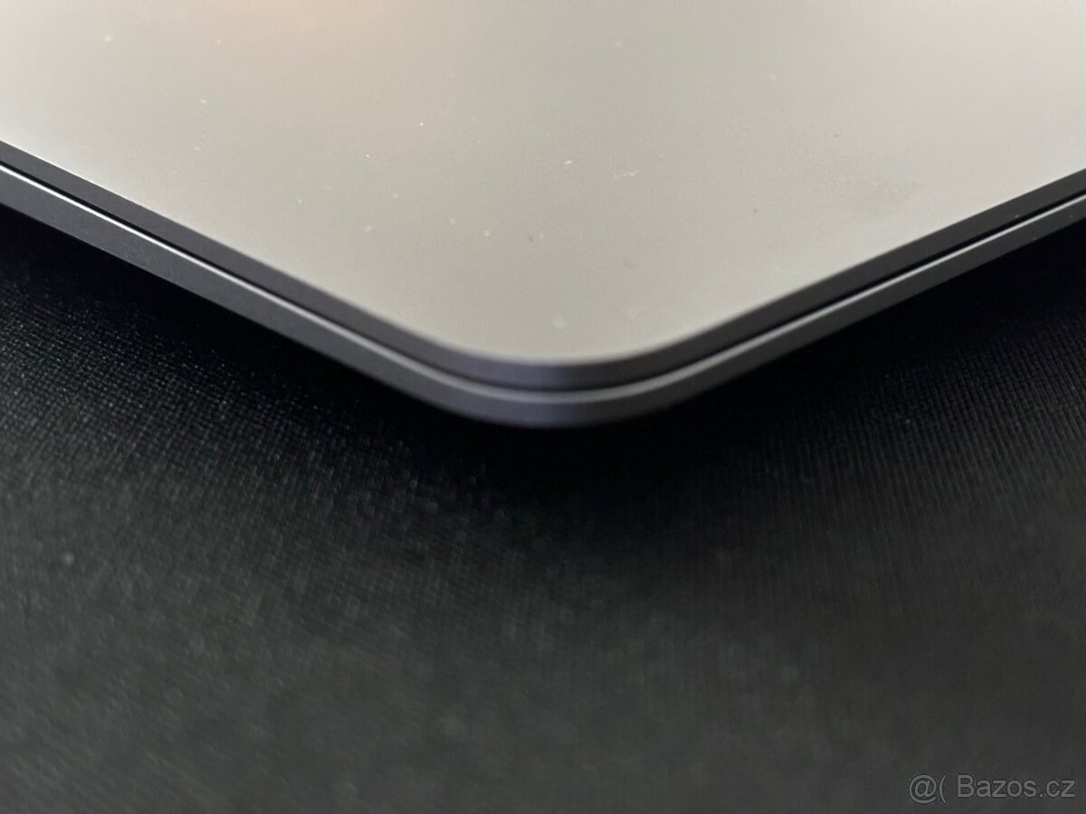 MacBook Air M1 – 8GB / 256GB, jako nový - 6
