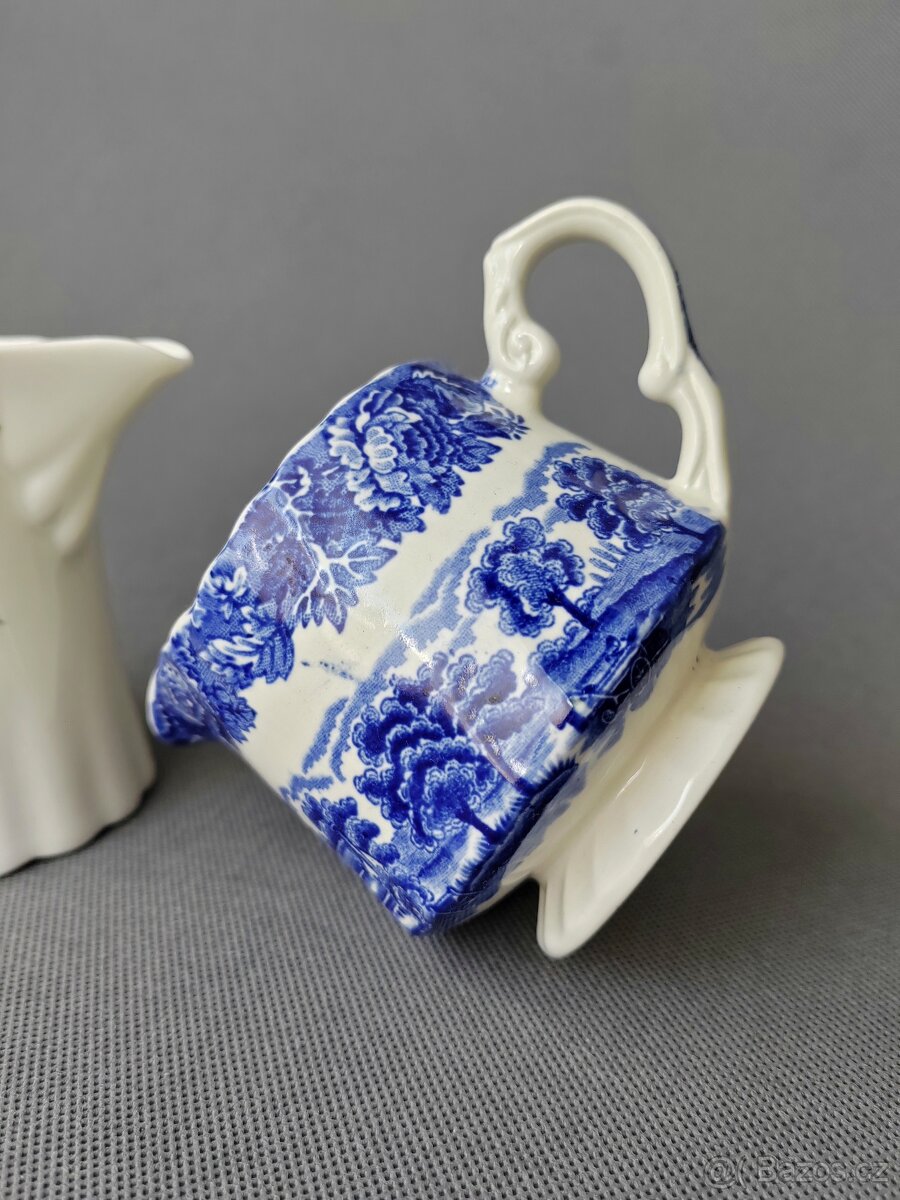 Krásný porcelánový a keramický mlecenky - 6