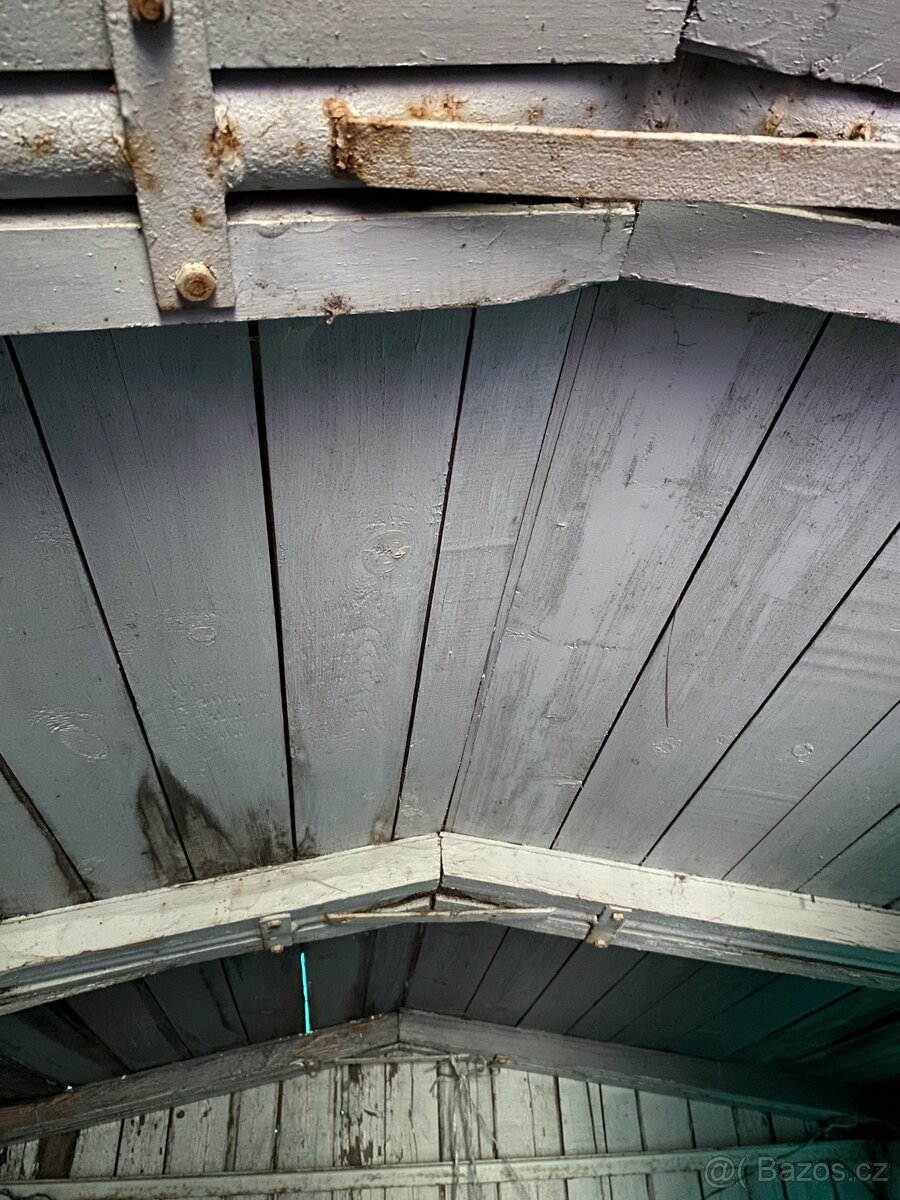 Včelín Maringotka - 6