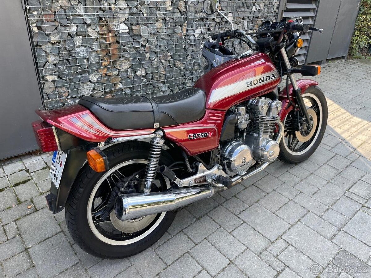 CB750 1981 - 6