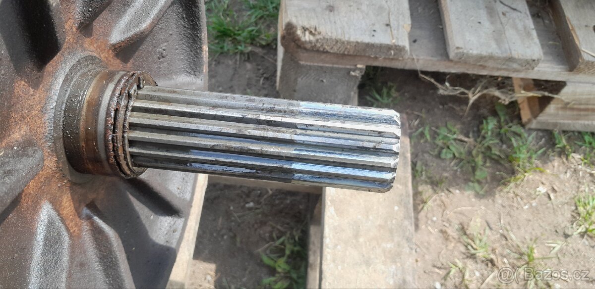 Prodám portály zetor 6718, 6748, 6911,6945, 7011, 7045 - 6