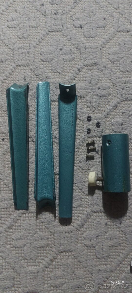 Starší stojan na vanocni stromek - 6