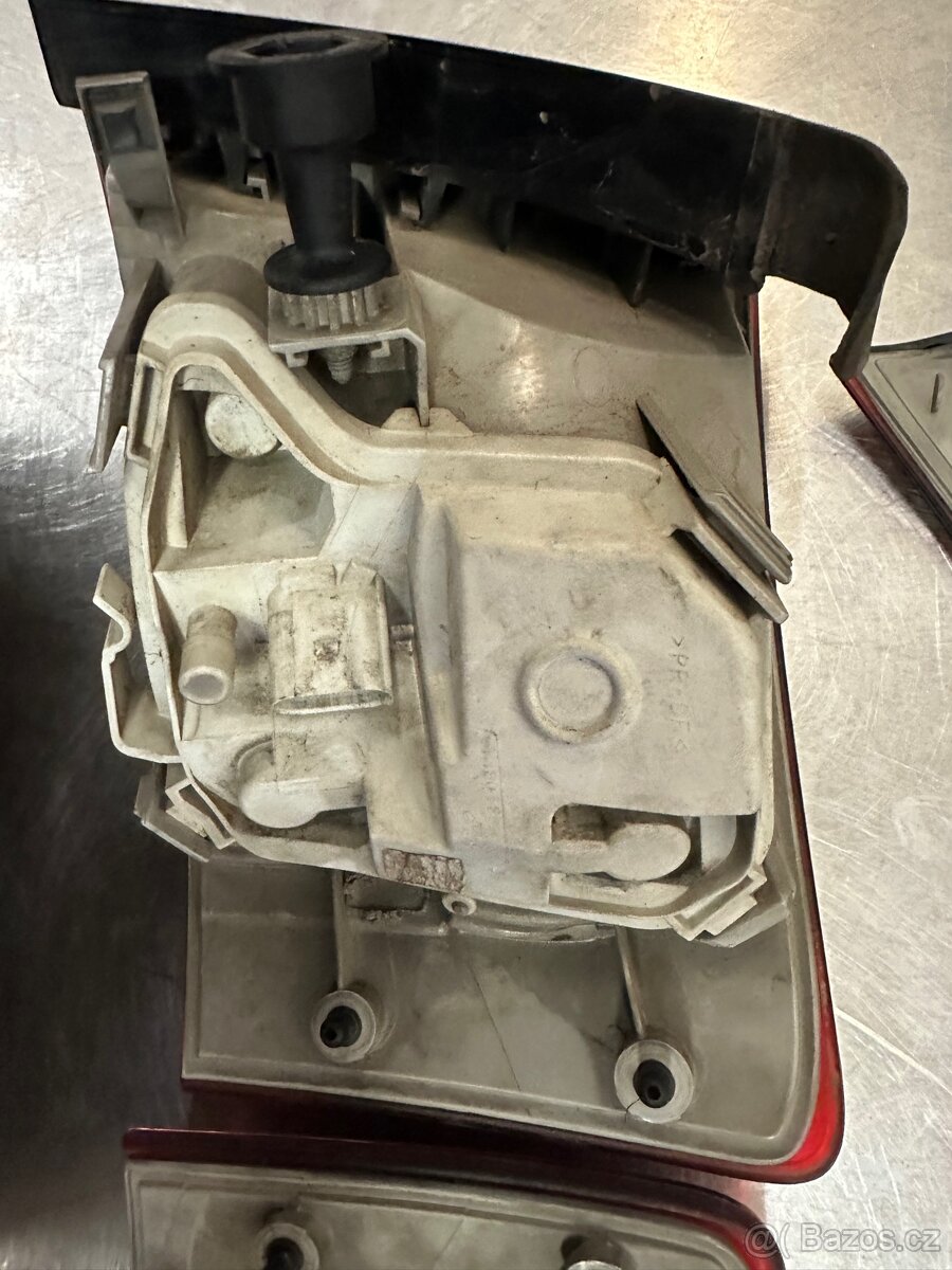 Audi A4 B7 Avant zadní světla - 6