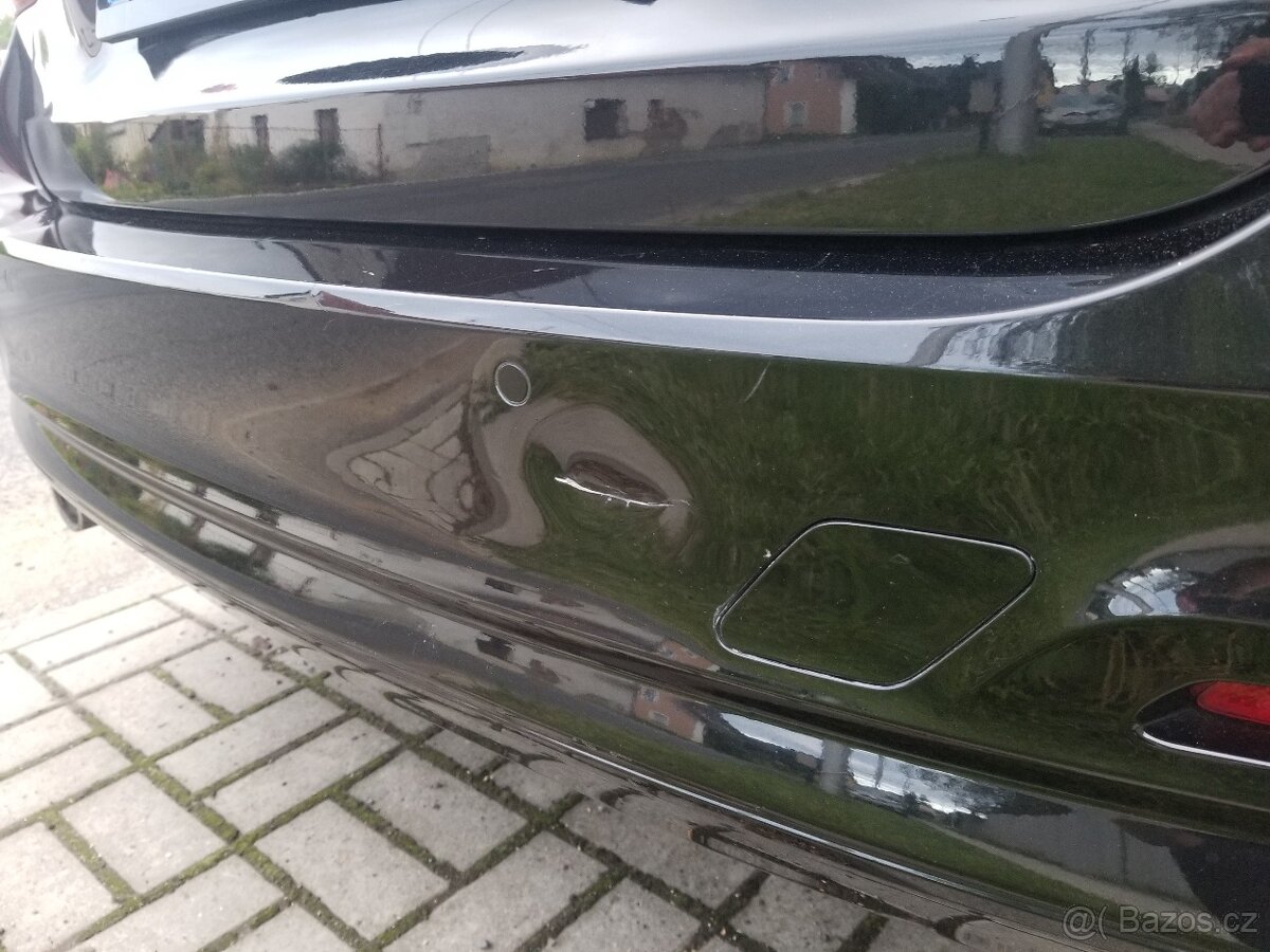 BMW 318d F31 manuál rok 2018 - 6