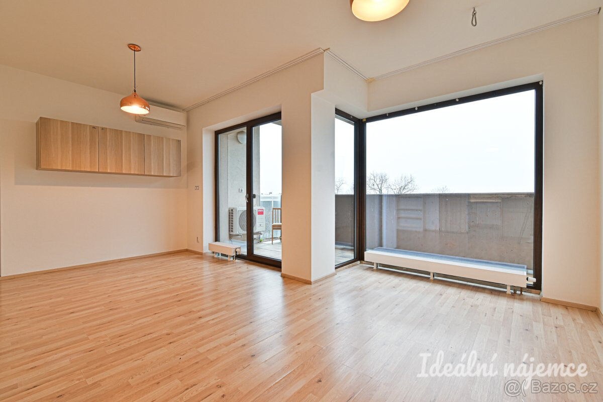 2+kk, Kigginsova - 6