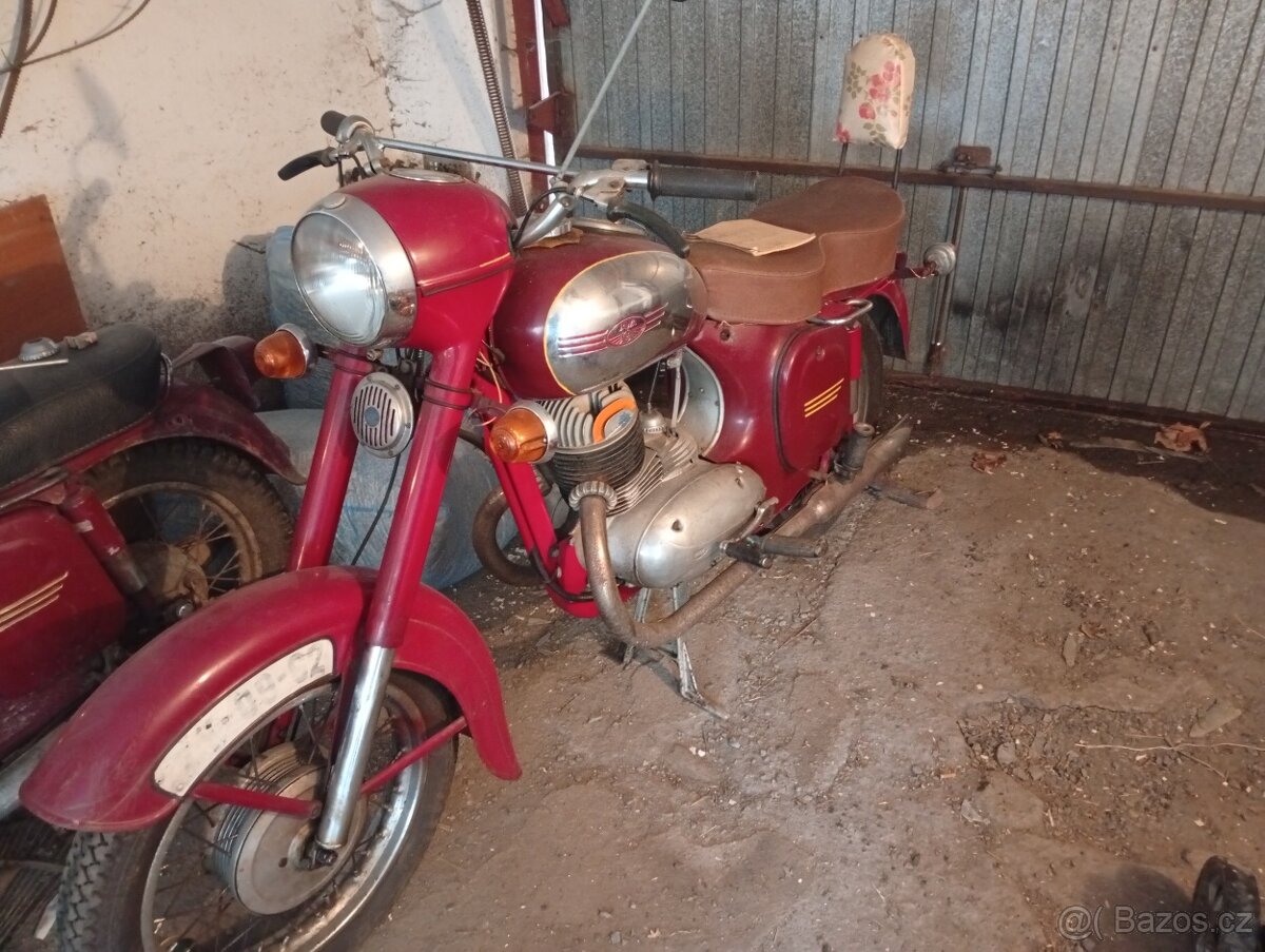 Jawa-ČZ 250 - 6