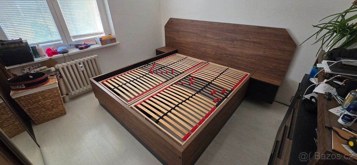 Predam drevenu postel - 6