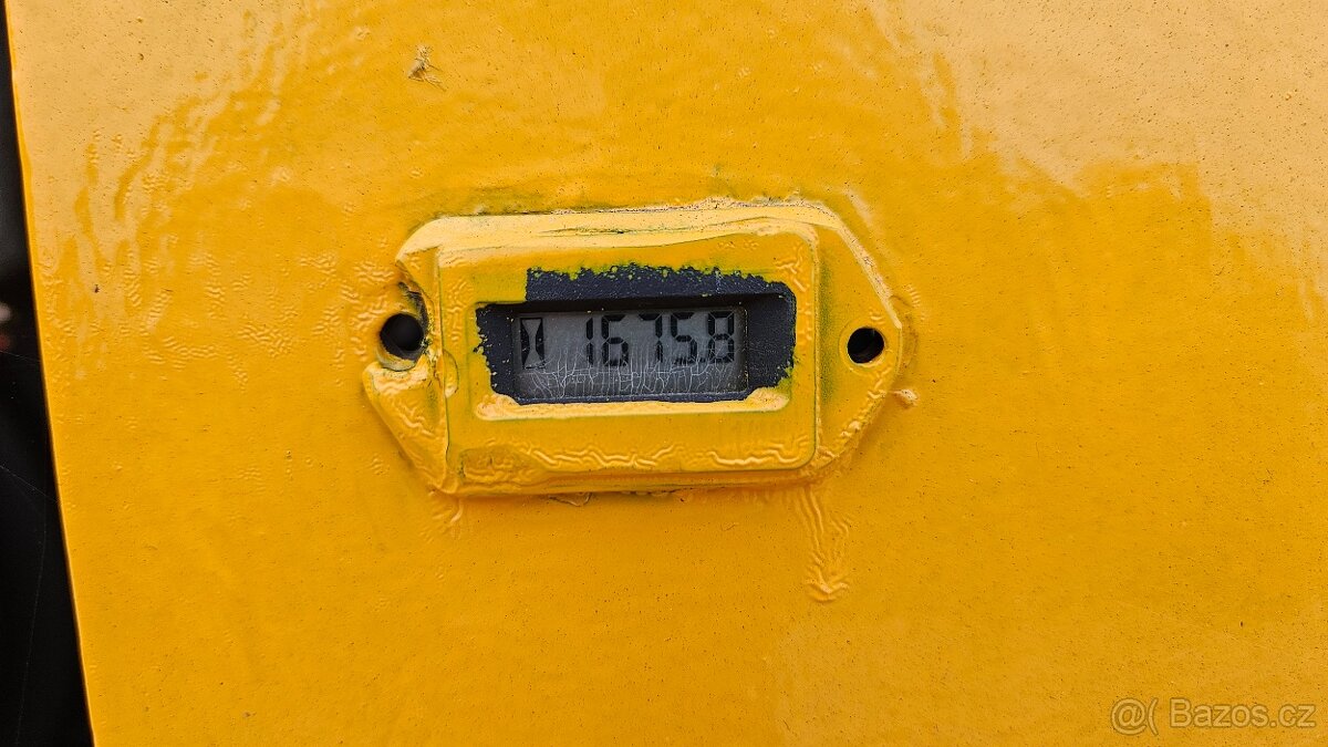 Prodám Vibrační válec 1000Kg ručně vedený - 6