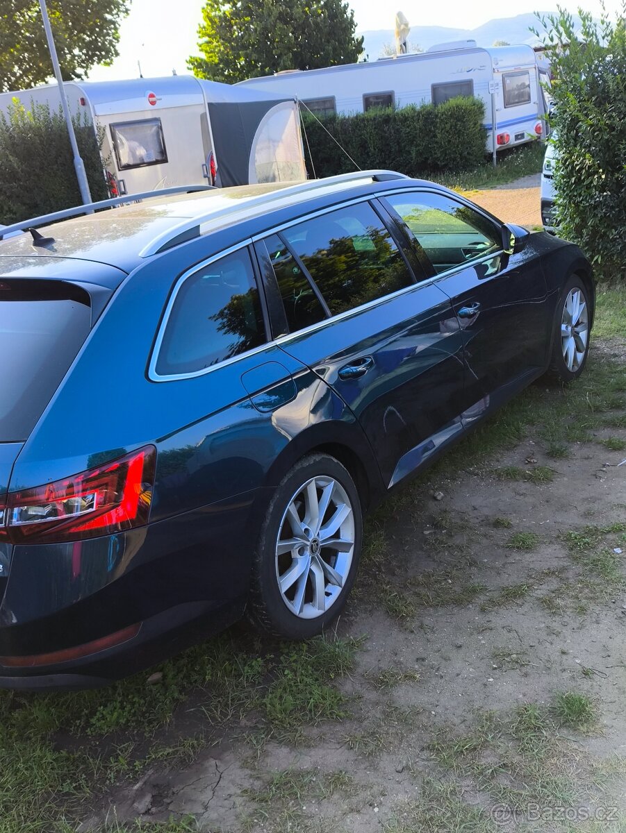 Škoda Superb 3,STYLE,DCC,COLOMBUS KESSY, PANORAMA, SENZORY - 6