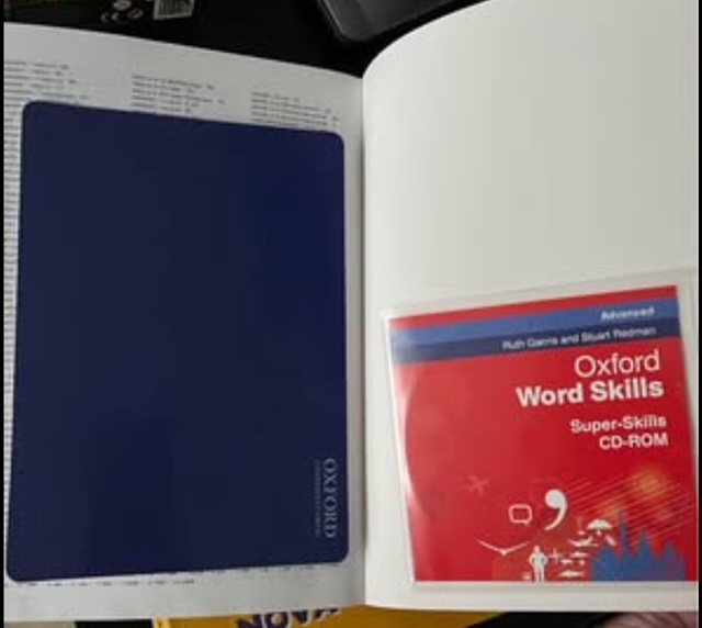 Angličtina učebnice,pr.sešity,slovník - 6