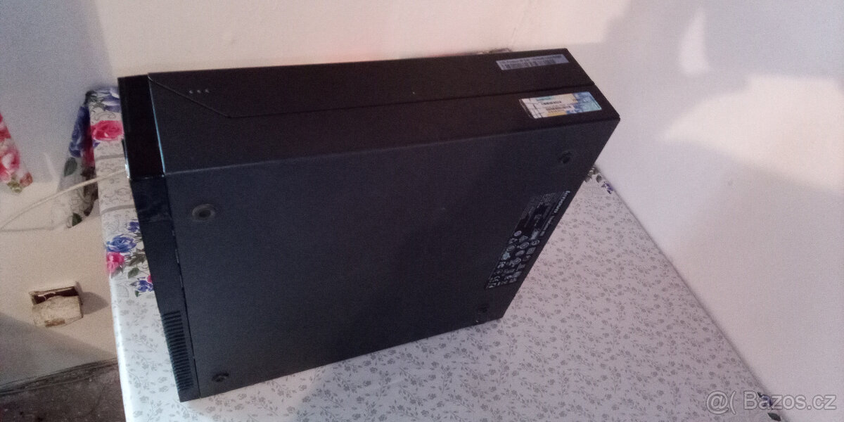 Stolní počítač Lenovo ThinkCentre M82 - 6