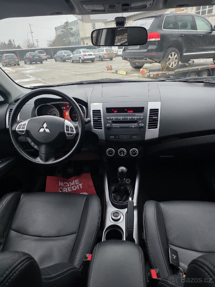 Mitsubishi Outlander 2.0 DI-D 4x4 | 7 míst | - 6