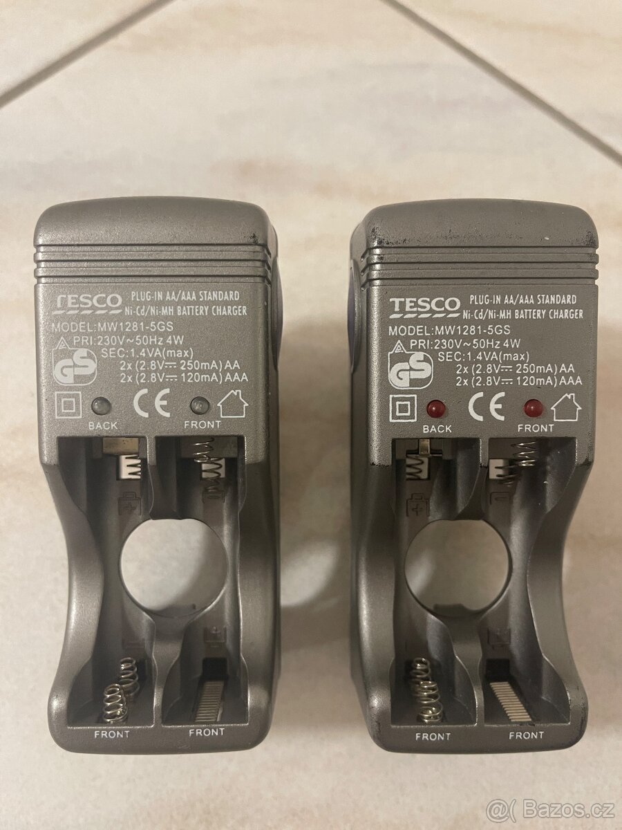 Nabíječky AA/AAA baterií. - 6
